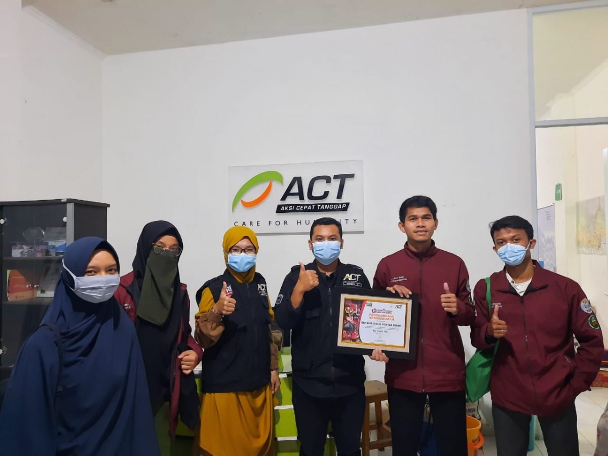 Penyerahan Donasi, BEM STAI Al-Hidayah Bogor Kepada ACT