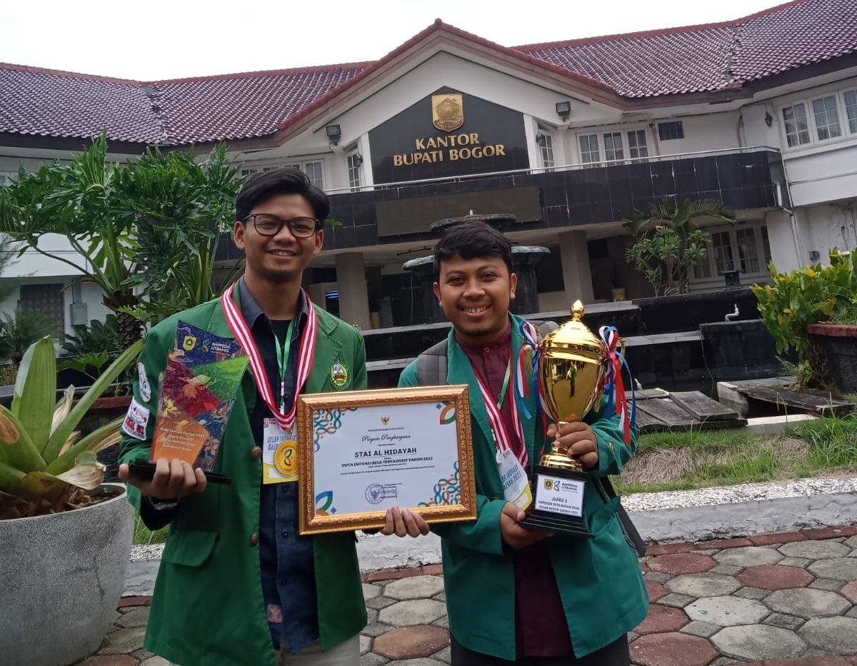 Mahasiswa STAI Al-Hidayah Raih Juara Inovasi Desa Terfavorit Tahun 2023