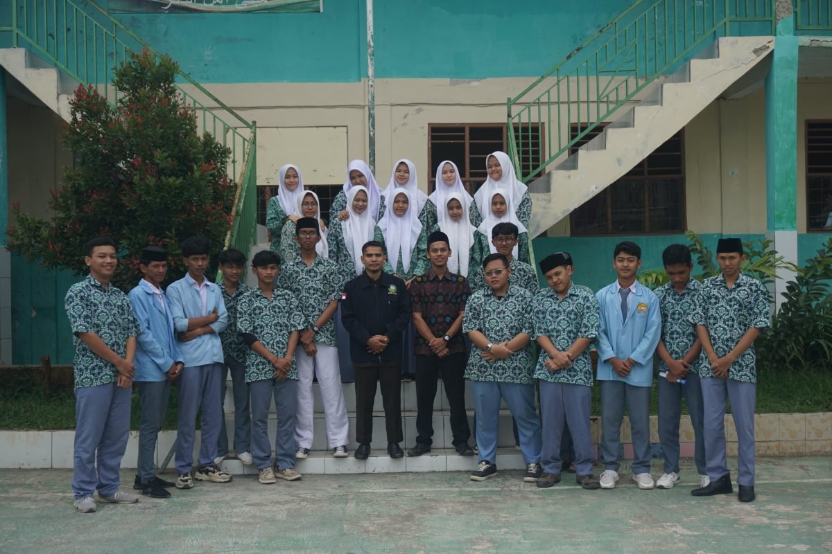 Sosialisasi PMB STAI Al-Hidayah di SMA Al-Ghifari dan SMA PGRI Leuwi Liang