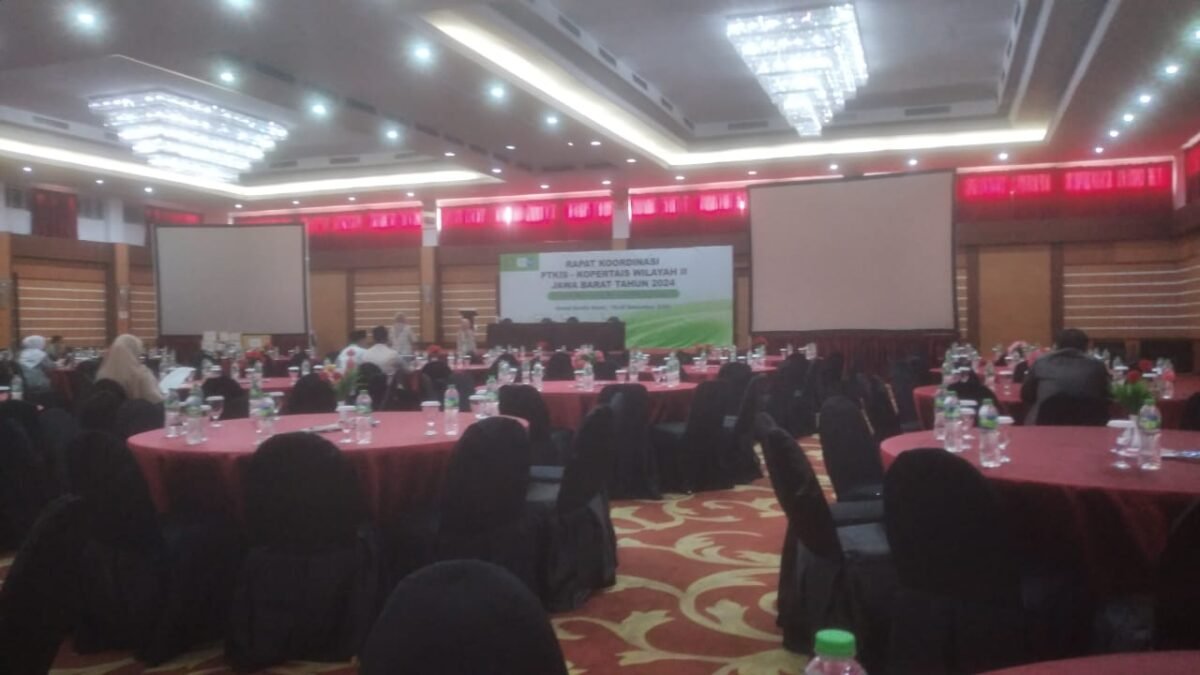 STAI Al-Hidayah Bogor Raih Lima Penghargaan di Rapat Koordinasi PTKIS-KOPERTAIS Wilayah II Jawa Barat