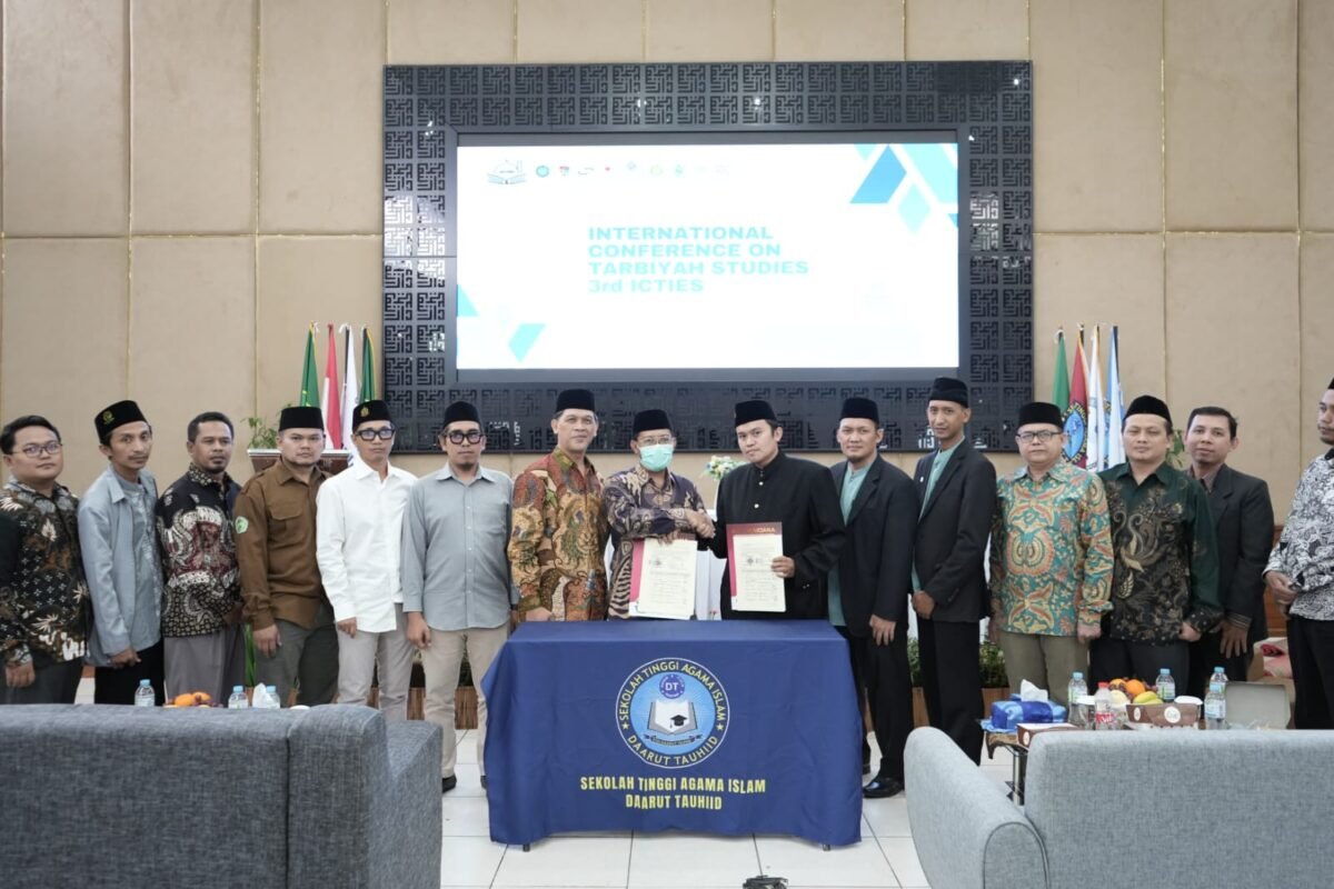 STAI Al-Hidayah Bogor Resmi Tergabung dalam Perjanjian Kerjasama Strategis UIN Walisongo dan IAPORIS untuk Peningkatan SDM