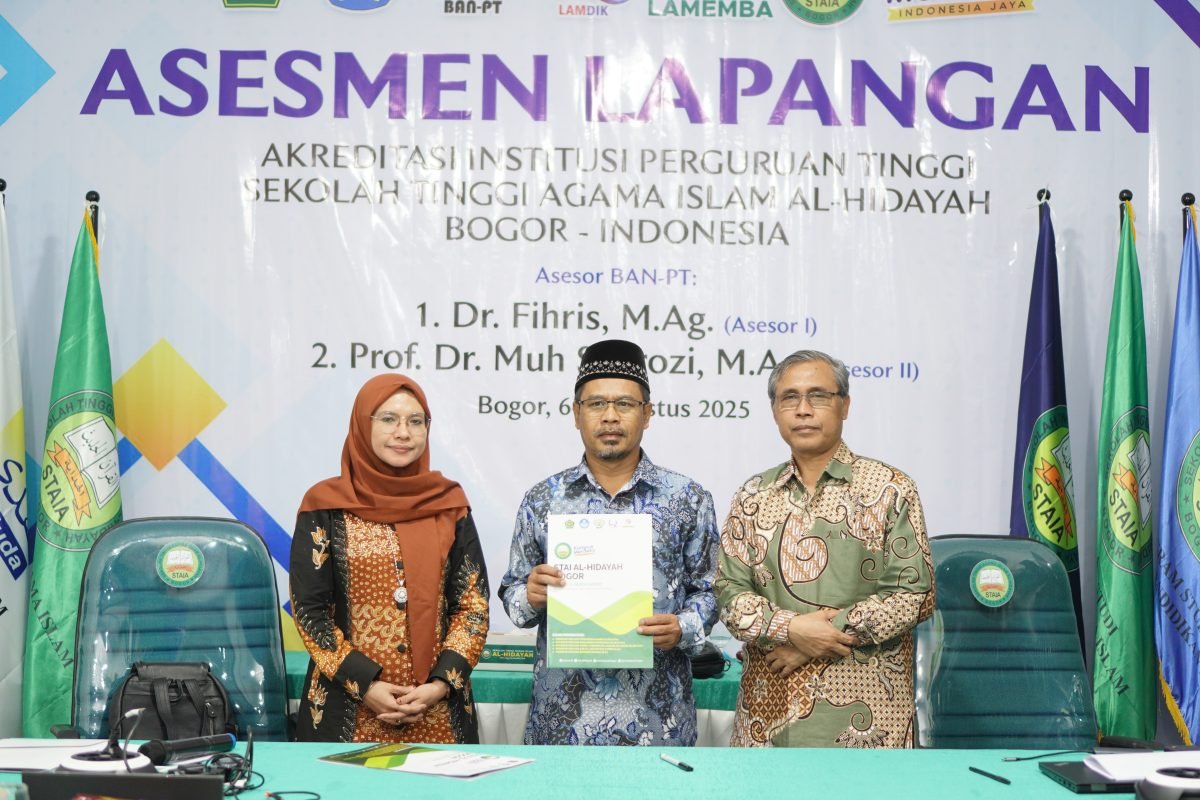 ASESMEN LAPANGAN AKREDITASI INSTITUSI PERGURUAN TINGGI STAI AL-HIDAYAH BOGOR RESMI BERAKHIR