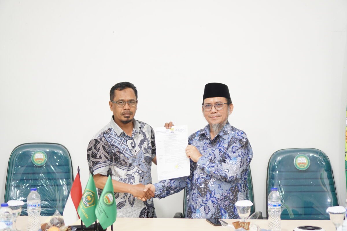 Institut Agama Islam Al-Hidayah Bogor Laksanakan Penyampaian SK dan Pengangkatan Rektor Periode 2025–2027